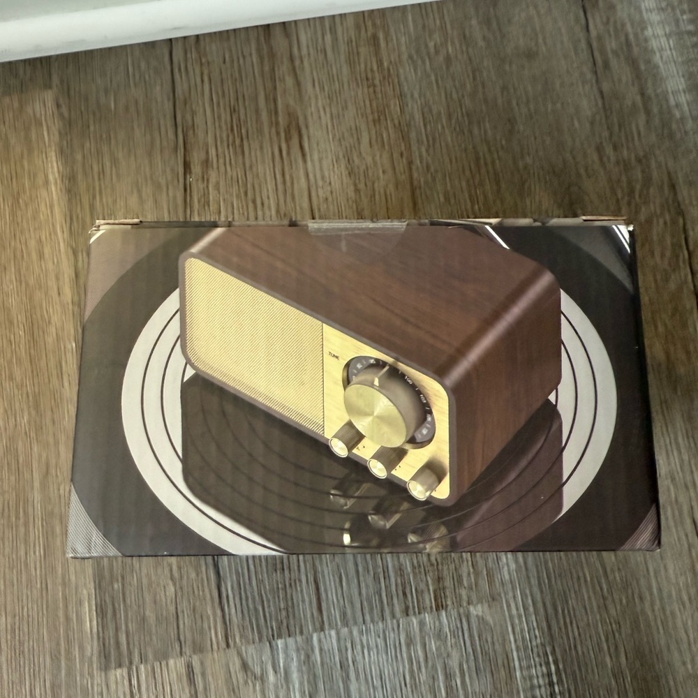 JY-66 Vintage Wireless Bluetooth Music Speaker Wood Grain Retro - Brown NEW - Picture 3 of 6